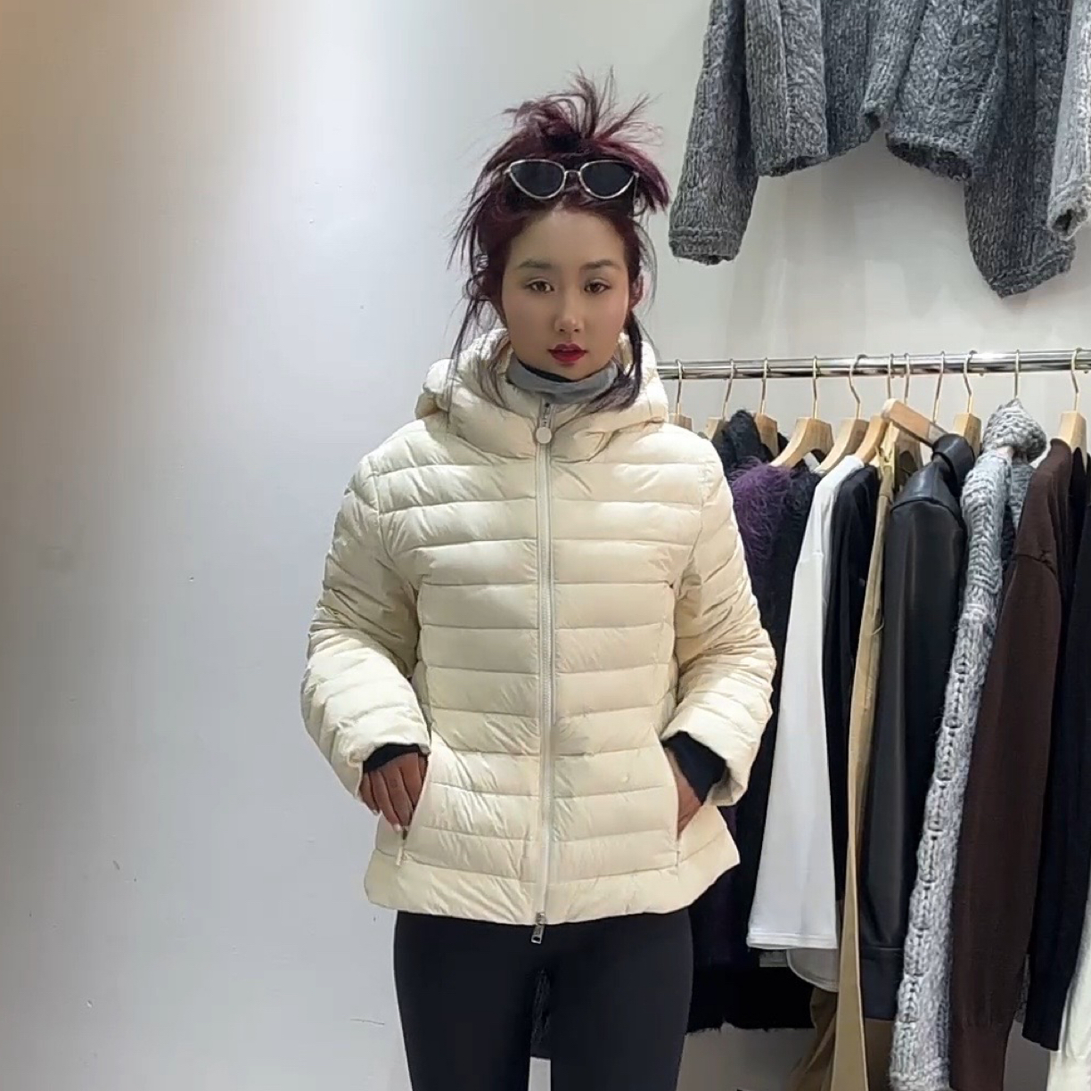 冬季轻薄白鸭绒连帽短款修身保暖外套女韩版小个子