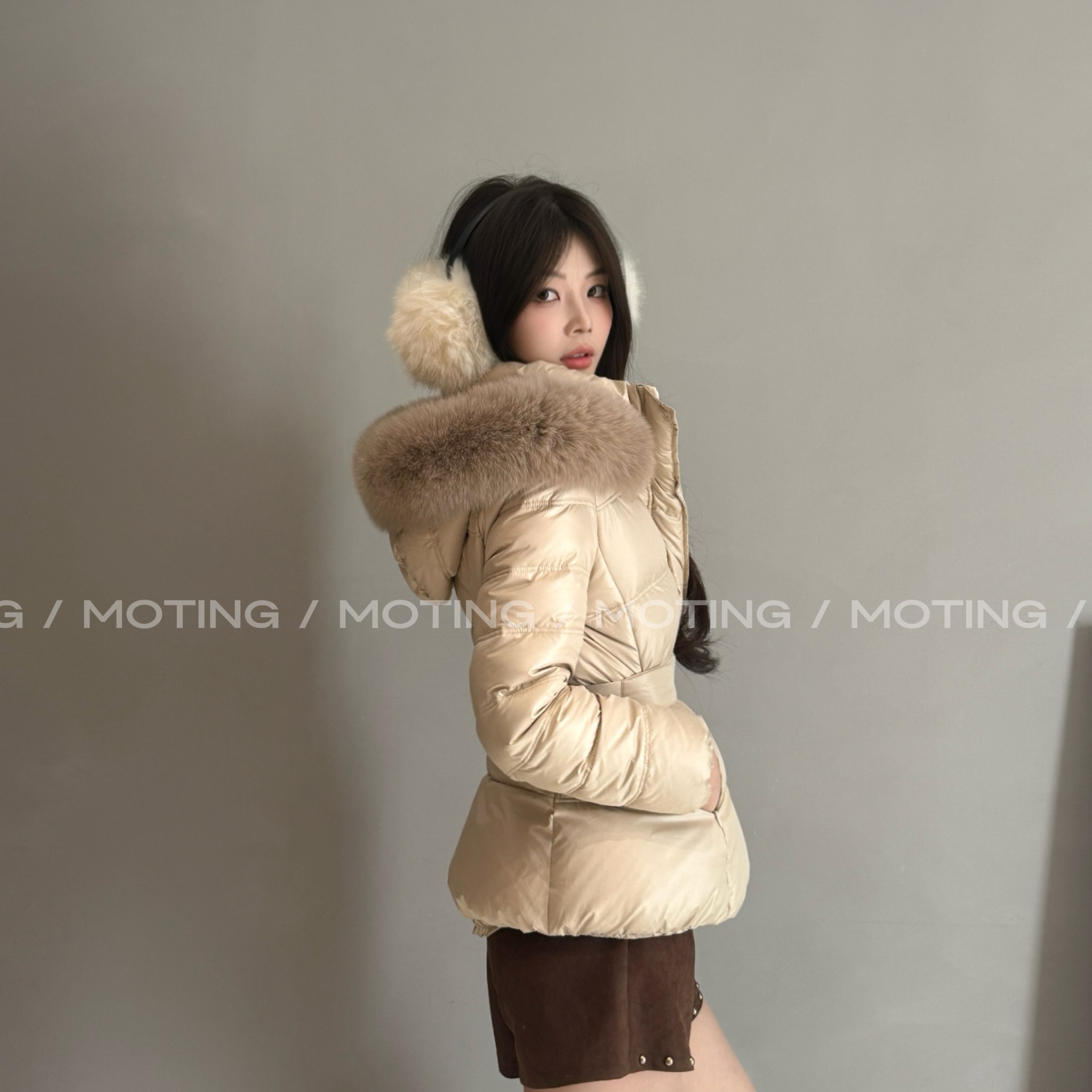 雪雾松岛韩国羽绒服90白鸭绒加厚冬新款真狐狸毛保暖连帽收腰显瘦