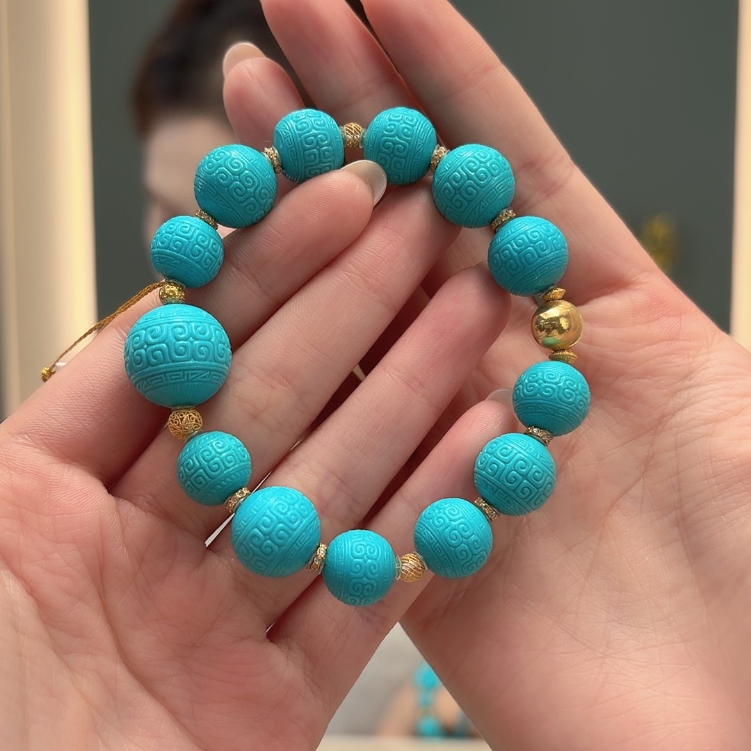 绿松石18K金镶嵌颈饰