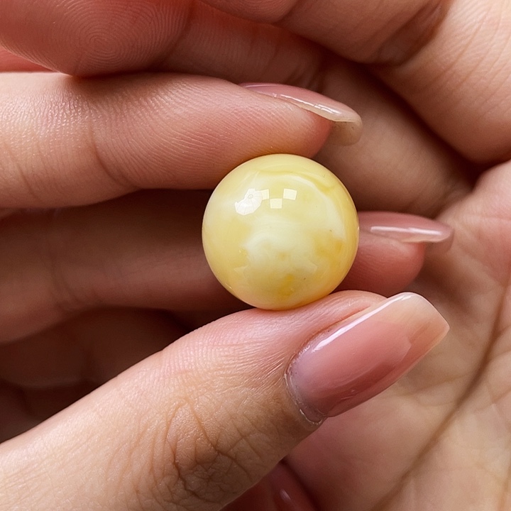 琥珀珠宝奇石未镶嵌单珠尺寸17mm瑕疵.福利款