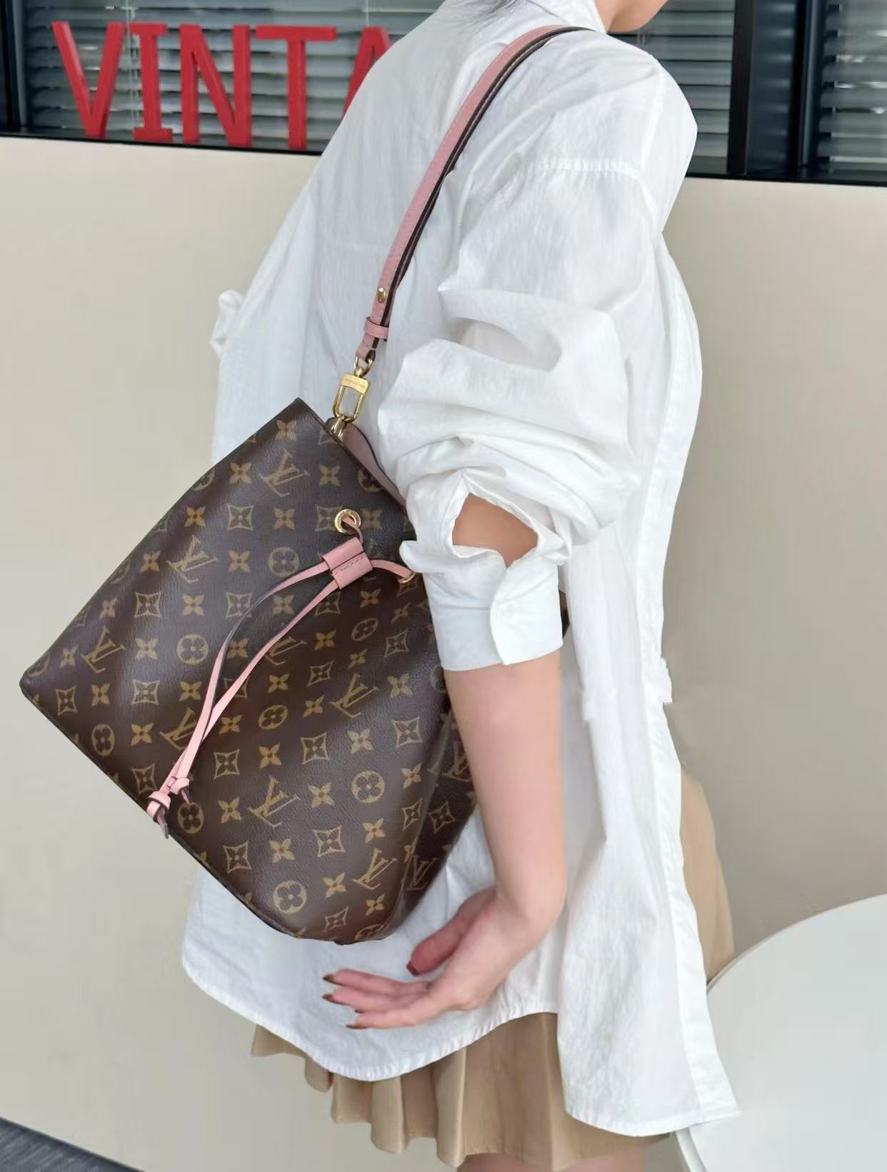 95新 LouisVuitton/路易威登 多宝二奢/51159/粉水桶 芯片