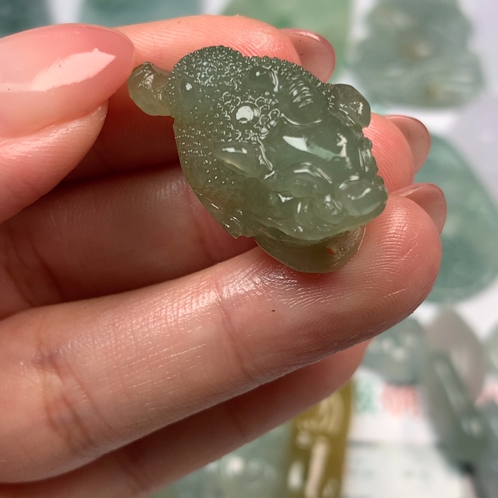 定制翡翠未镶嵌翡翠