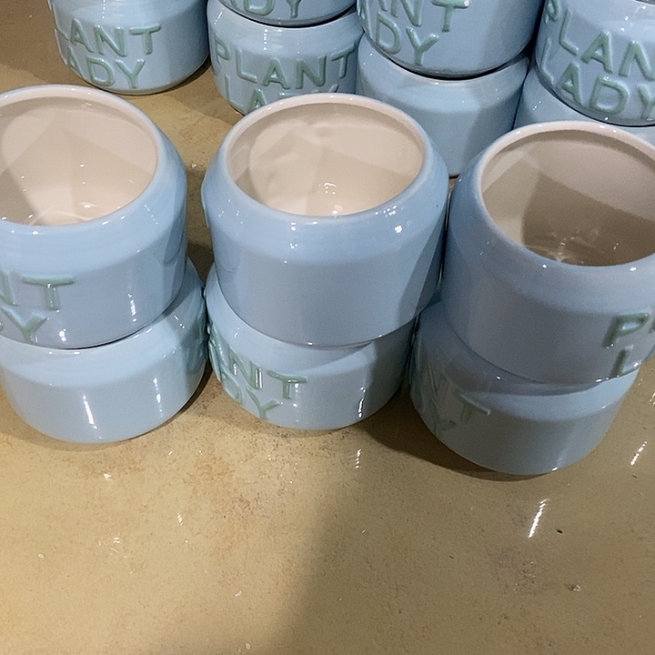 陶盆有孔 瑕疵针孔漏釉介意勿拍外口 9外高10