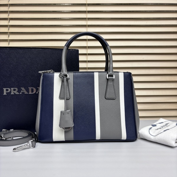 妃鱼/普拉达/95新/包包/市场价16500/250115MM0018