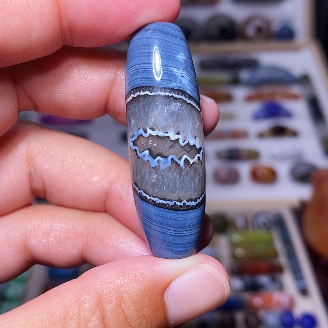 用***2吊坠玛瑙未镶嵌….