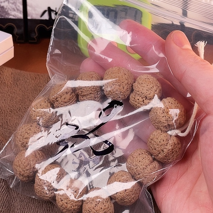 晴***，金刚菩提吊坠9呜呜呜