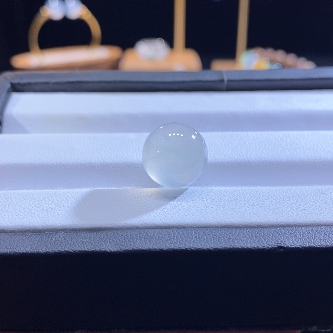 翡翠未镶嵌吊坠(不含链)翡翠高冰淡茶飘绿珠卡13