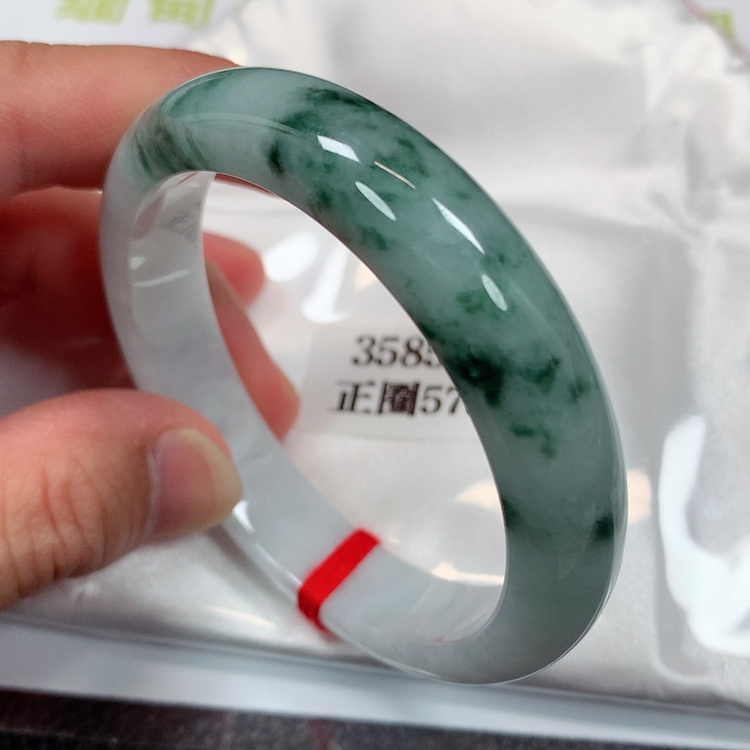 【闪购商品】未镶嵌手镯翡翠3585号