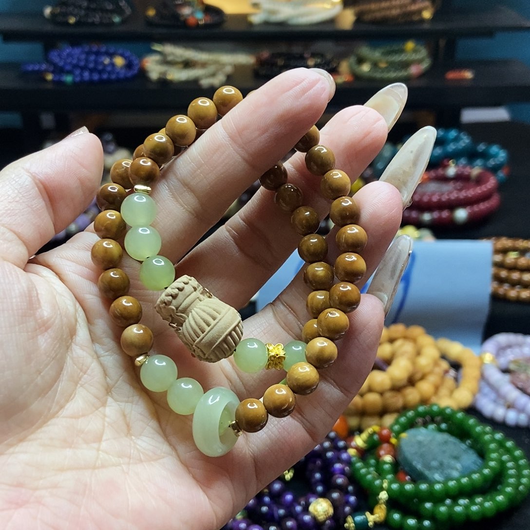 聽***i吊坠佛心果菩提果