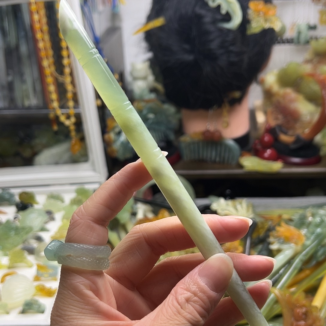 蛇纹石玉发饰合金