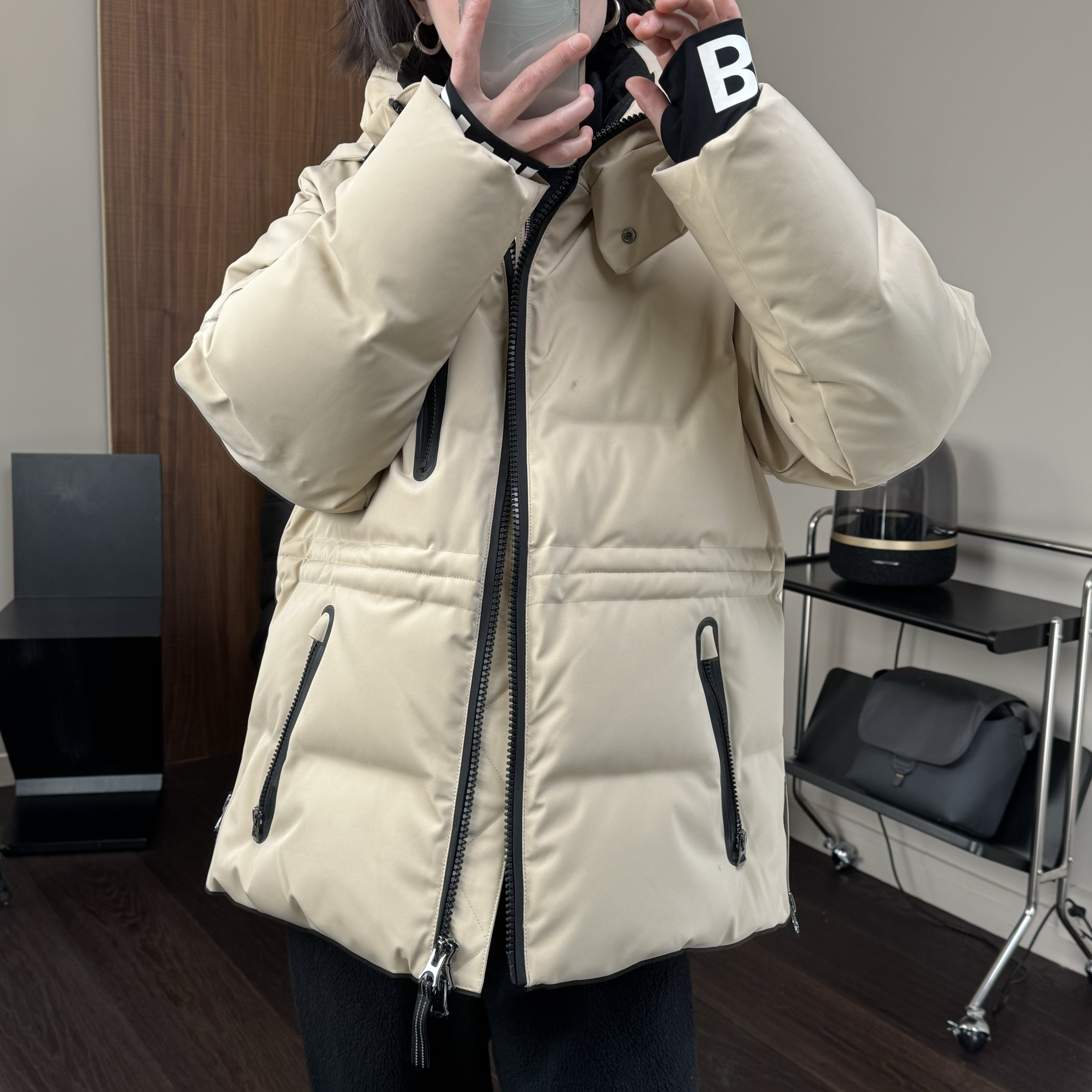 24131 冬装 严寒地区【可机洗】防暴雨防湿气防反渗 羽绒服滑雪服女