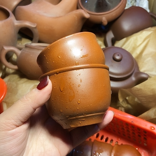 手工制作宜兴紫砂壶