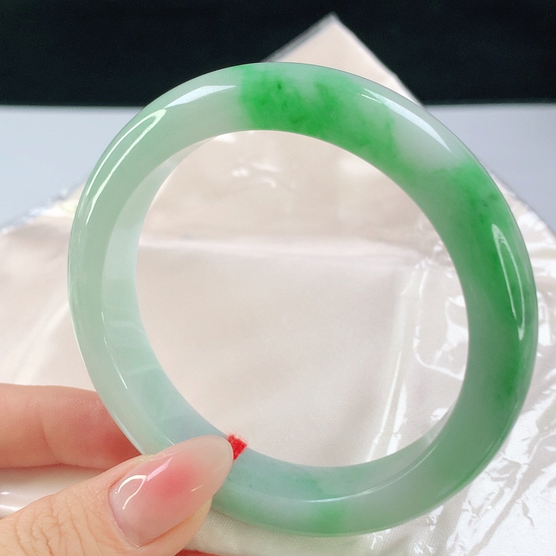 未镶嵌手镯翡翠847