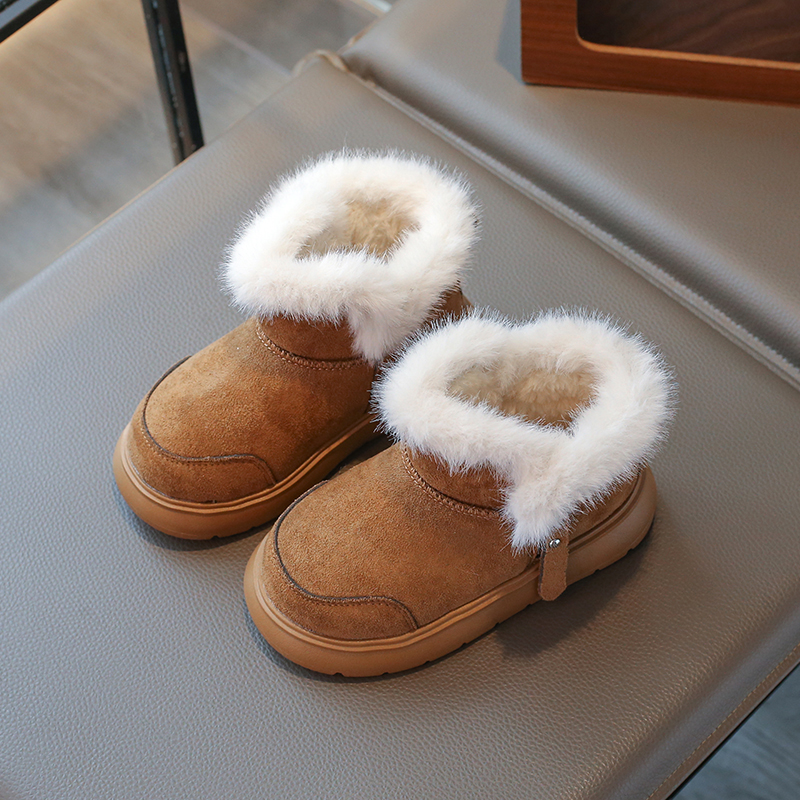 冬季休闲风男女小童金樱桃雪地靴小童秋冬雪地靴短靴