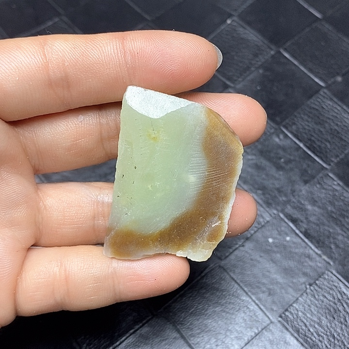 和田玉未镶嵌珠宝半成品