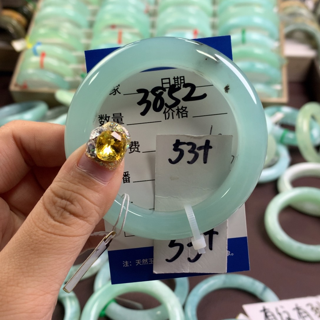 蛇纹石玉手镯未镶嵌3852