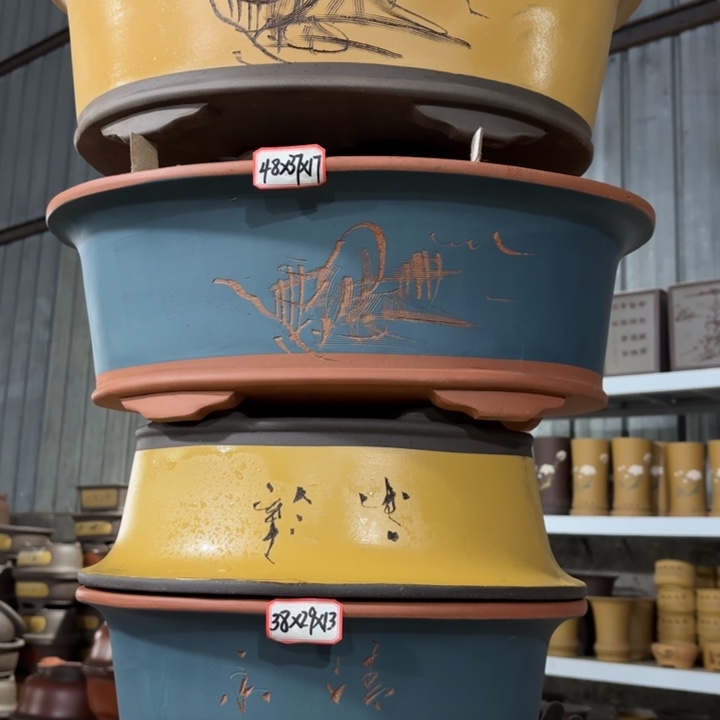 紫砂花盆168-4。            