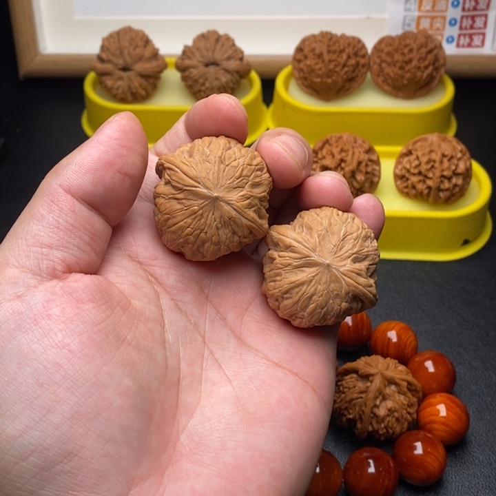 ****志把件文玩核桃铁锤258