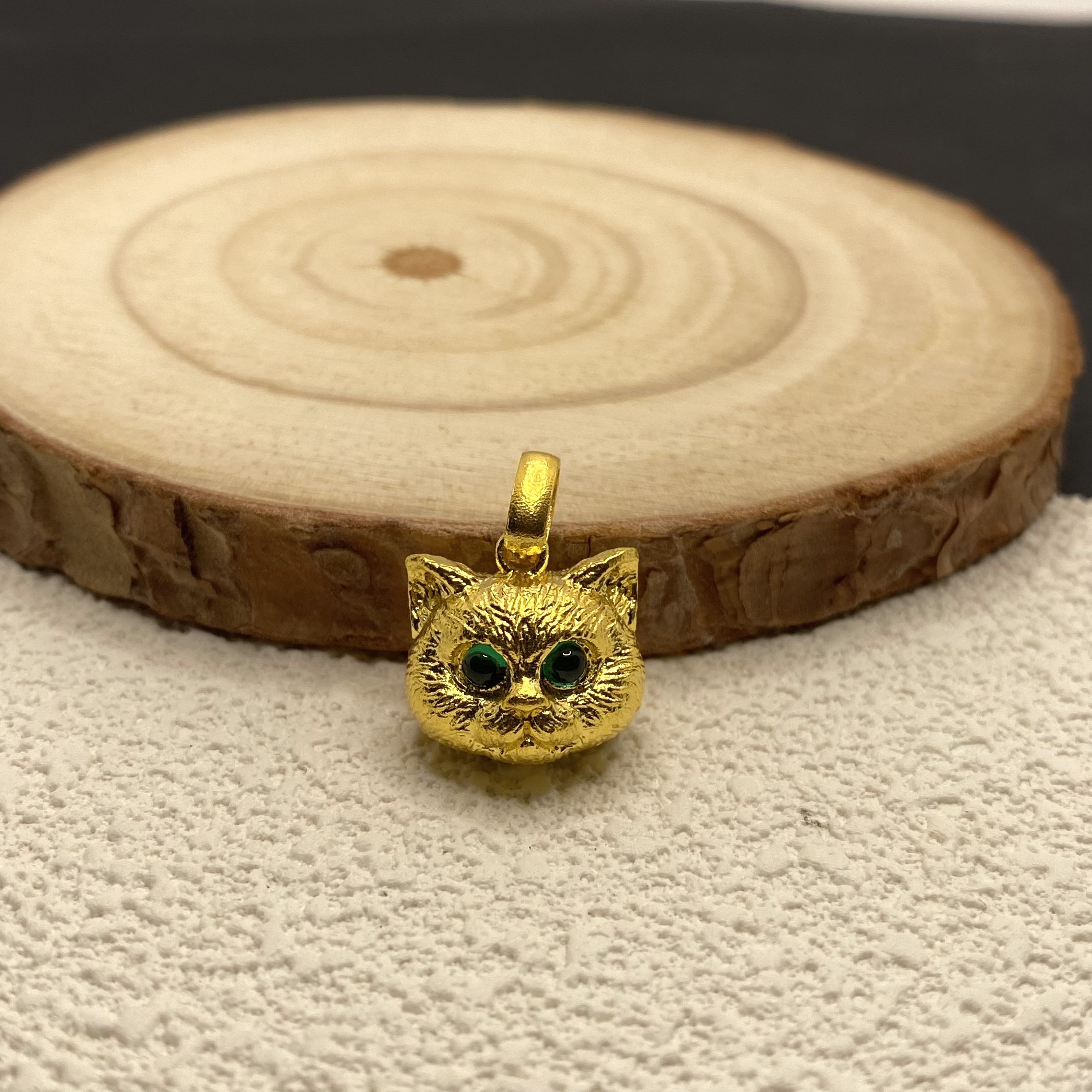 【金喜圆】足金999 猫猫头吊坠/ 带证书钢印