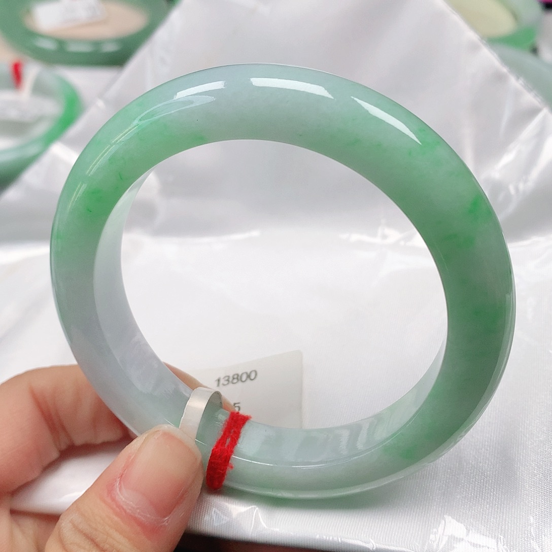 翡翠手镯未镶嵌天然翡翠手镯54