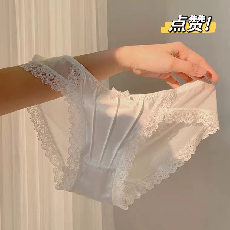 法式复古缎面白色内裤女蕾丝网纱三角短裤中低腰薄