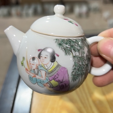 在这片大地里看一遍笑的