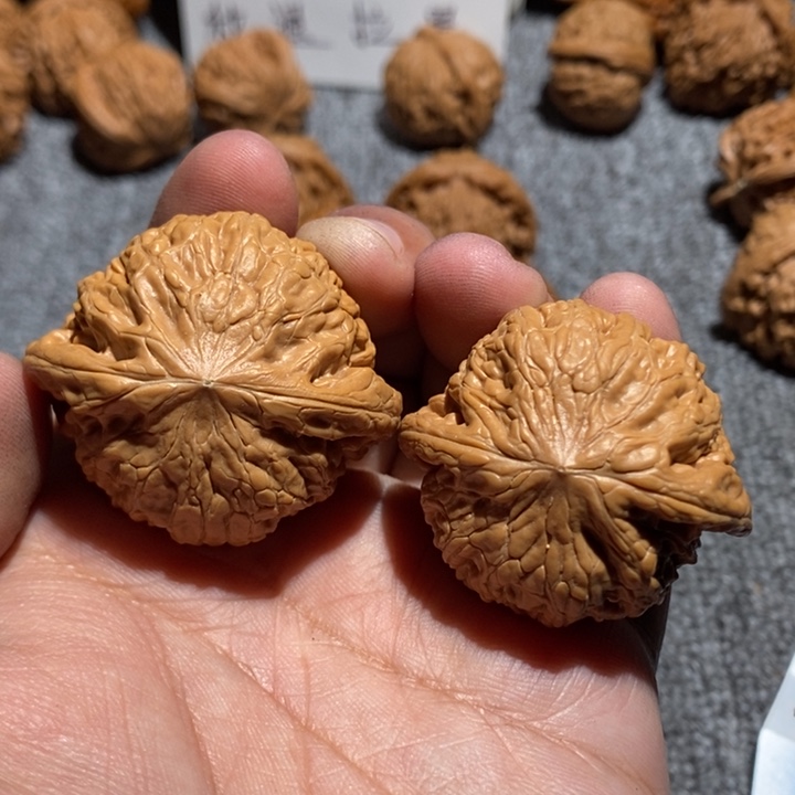 文玩核桃把件用****3铁锤