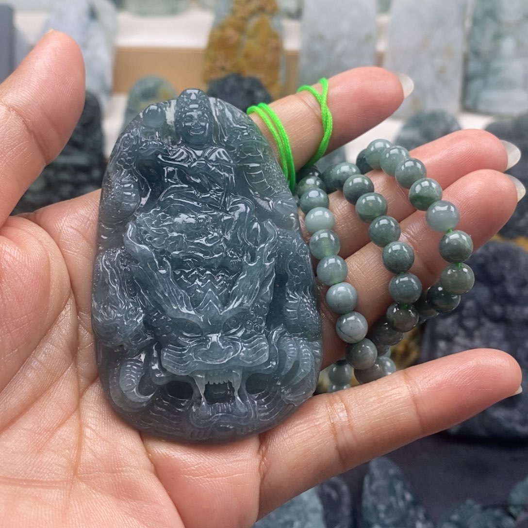 未镶嵌定制翡翠翡翠