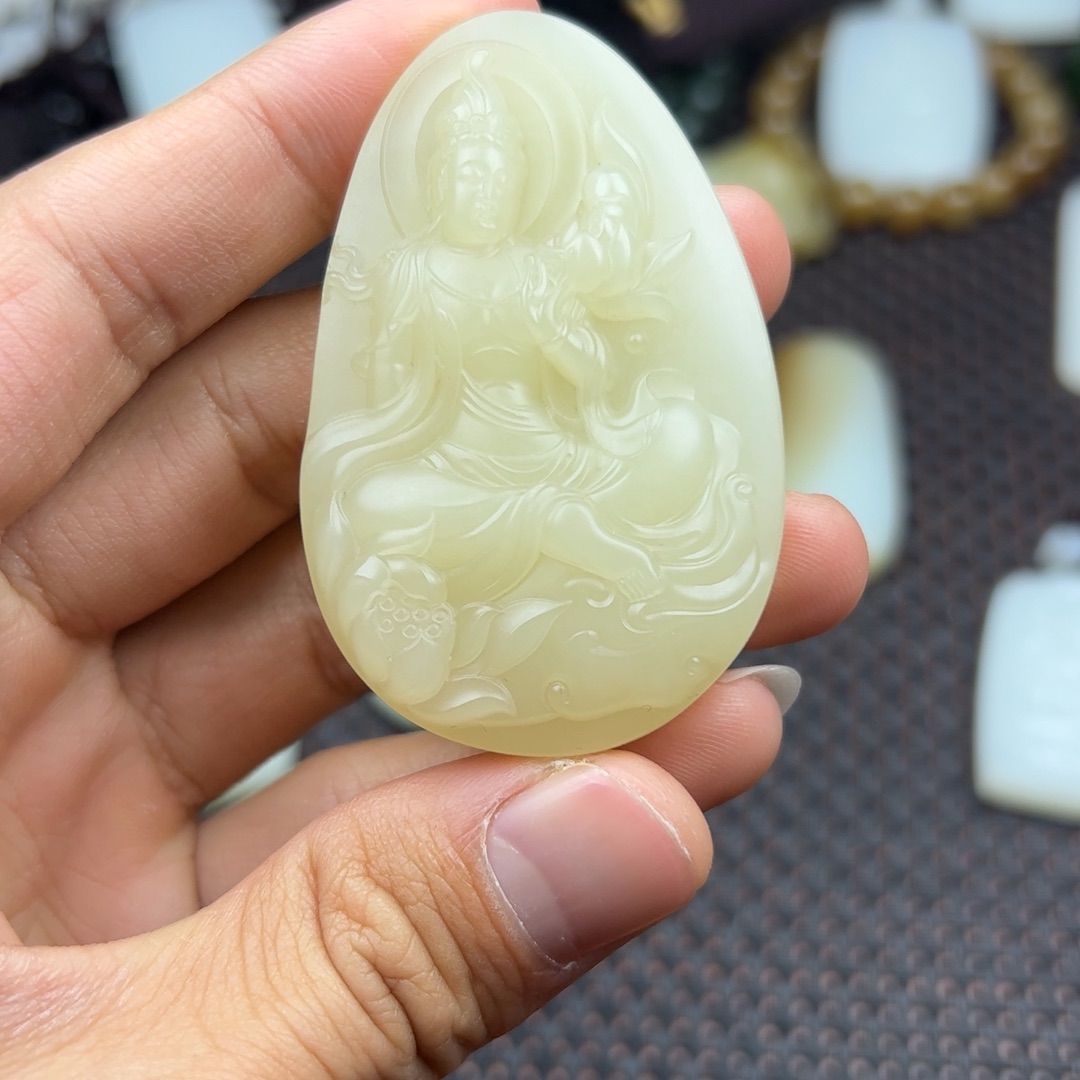 和田玉未镶嵌挂件