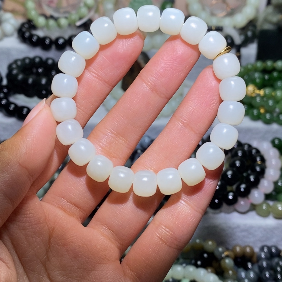 和田玉未镶嵌手链