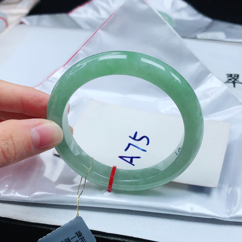 【闪购商品】翡翠手镯未镶嵌天然缅甸a货手镯54+