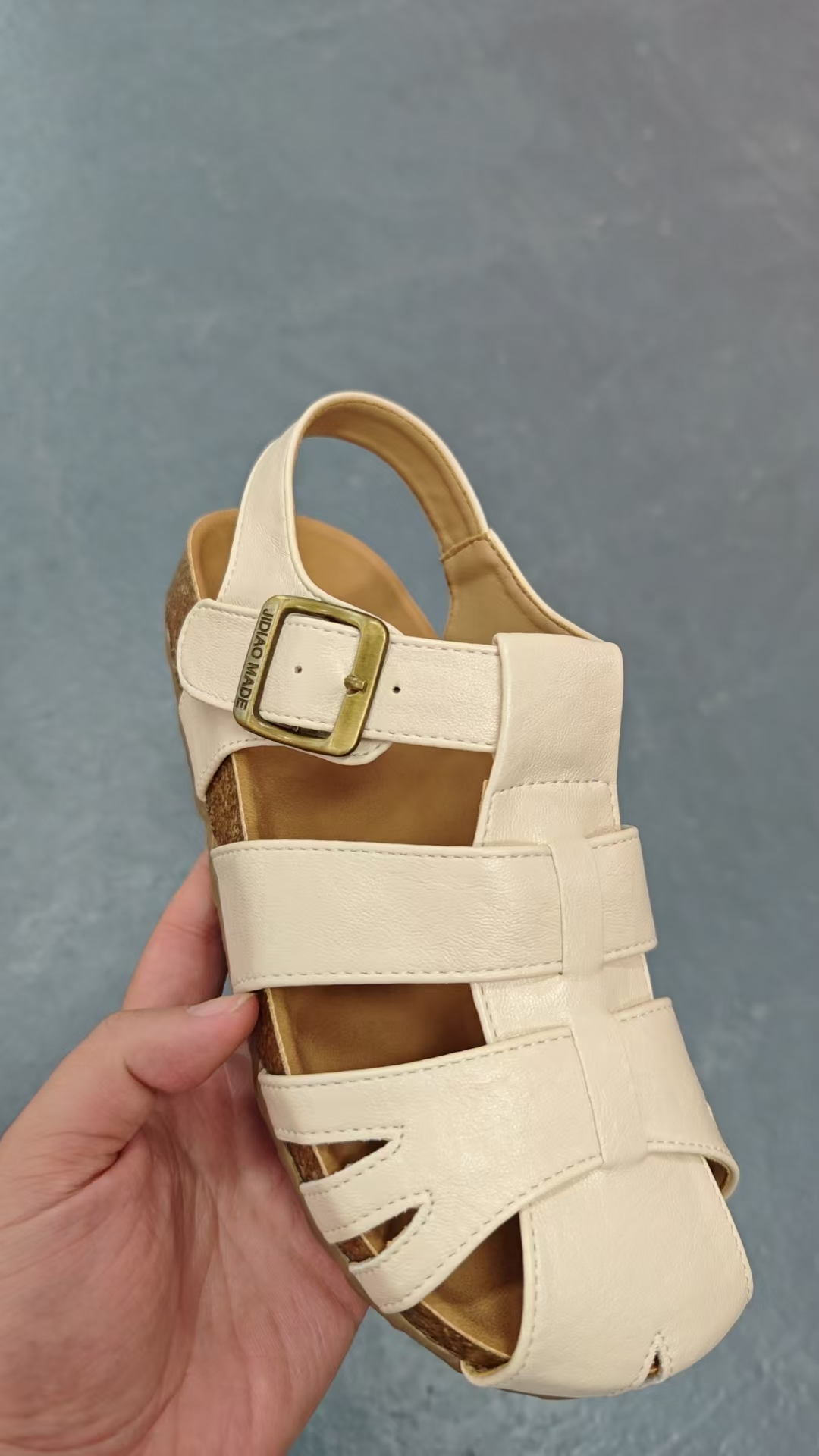 品牌新款撤柜女鞋