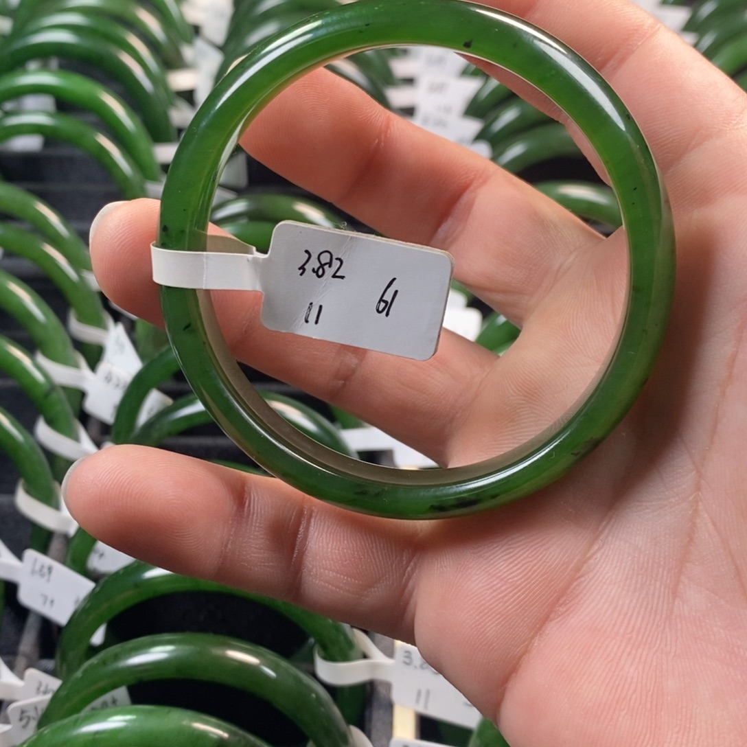 和田玉（碧玉）未镶嵌手镯61