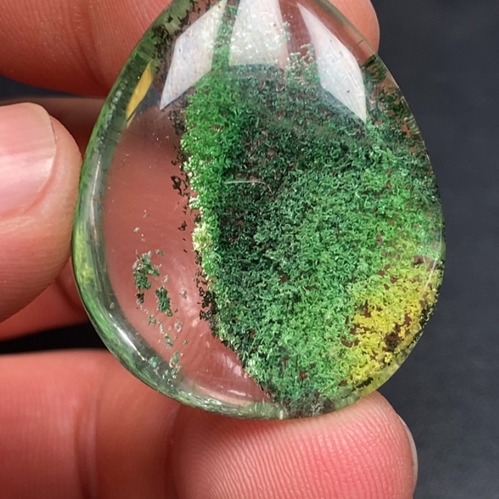 史***装水晶未镶嵌颈饰天然