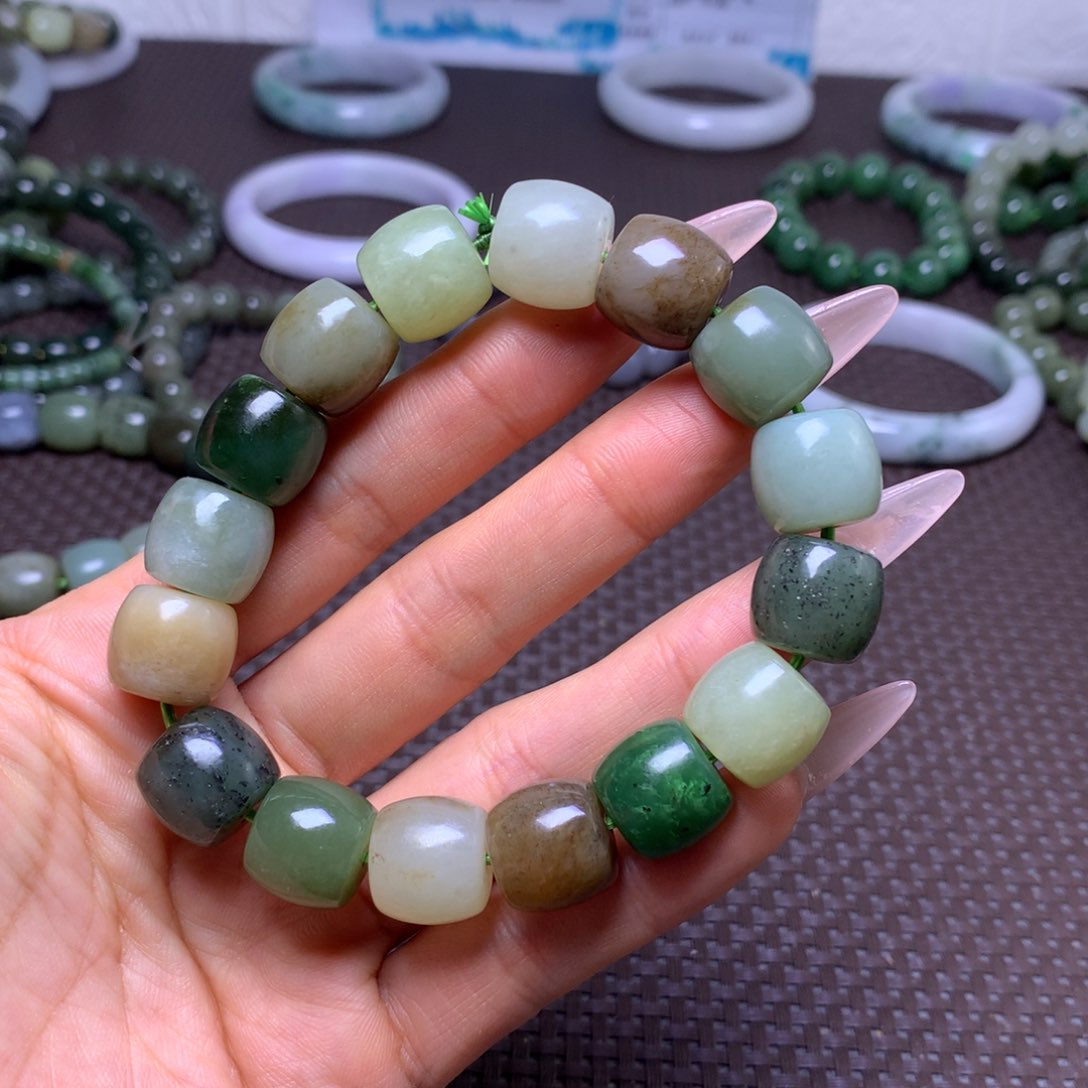 未镶嵌手串和田玉卡14