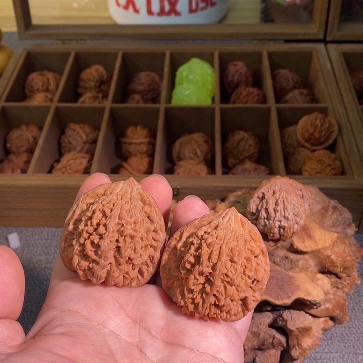 文玩核桃吊坠全品满天星57克