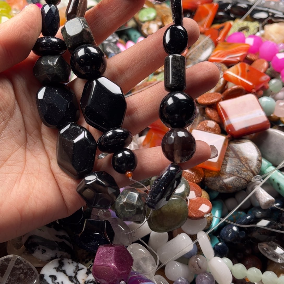 石英质玉珠宝奇石未镶嵌图