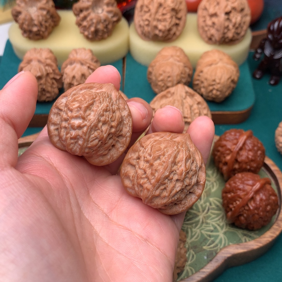 文玩核桃把件七步沟35