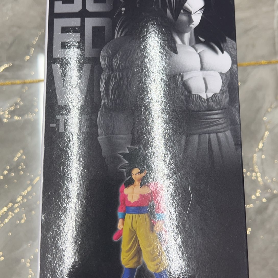 出阵超四悟空景品手办不包官瑕不包运损