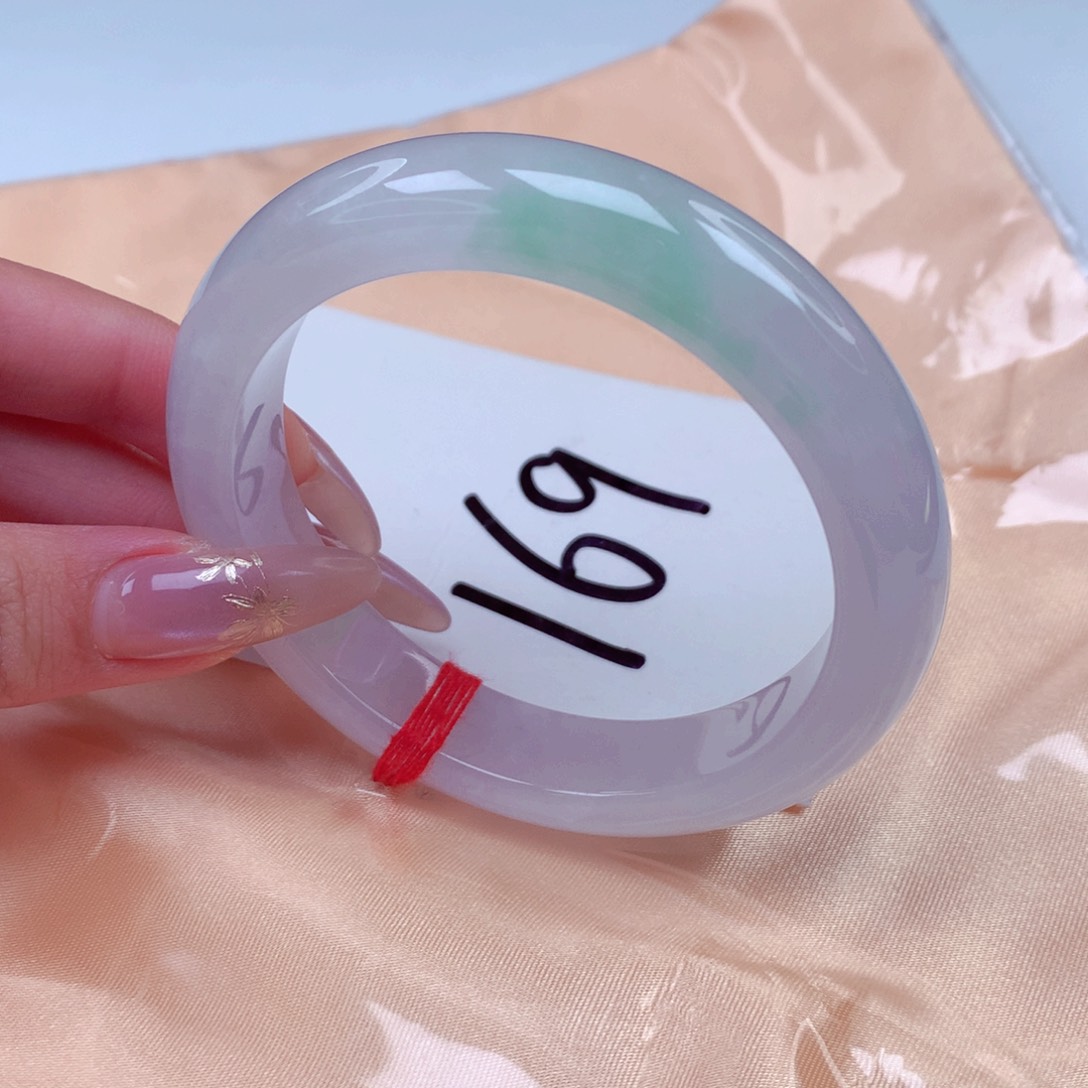 翡翠手镯未镶嵌翡翠56