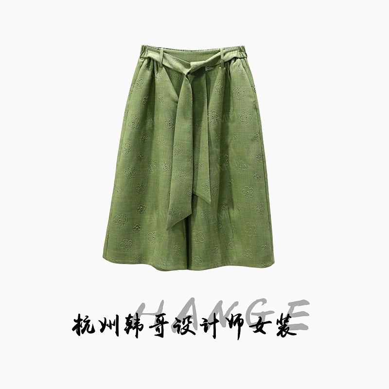 【韩哥女装】2025时装周碧山绿暗提花腰带阔腿高克重短裤9862-H6