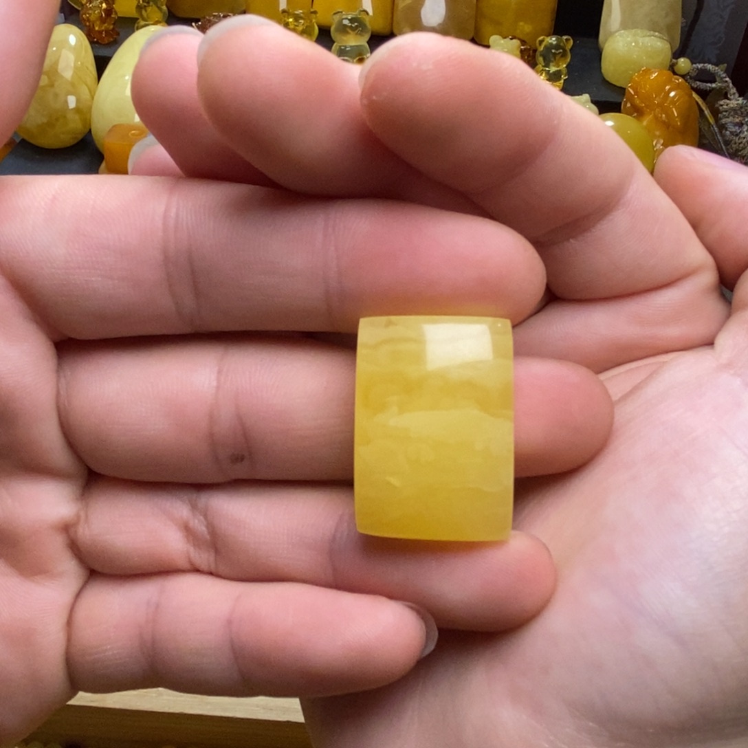 琥珀未镶嵌裸石蜜蜡