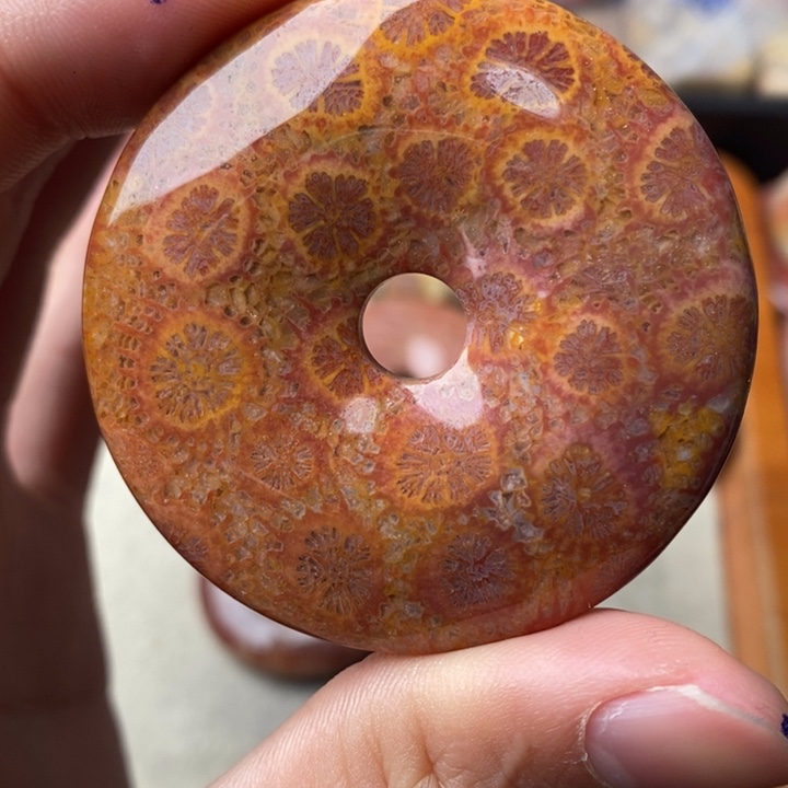 硅化玉颈饰未镶嵌峰**转