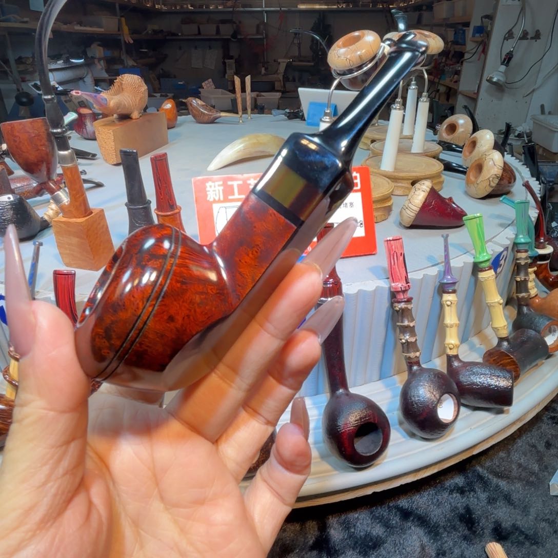 翅***a焦耀烟斗一牛敦敦