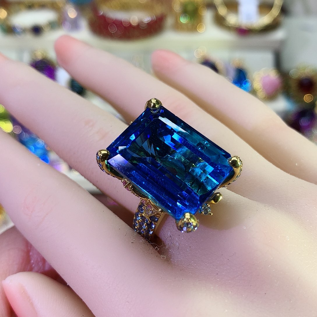 托帕石戒指9K金镶嵌