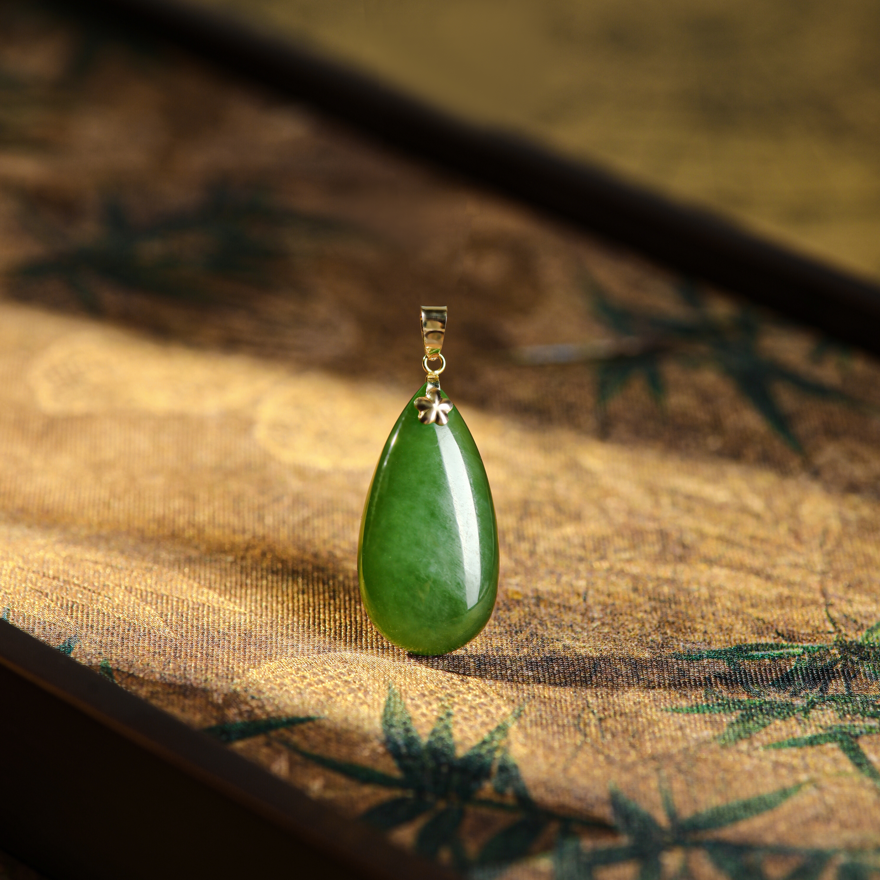 和田玉碧玉18K吊坠不含链