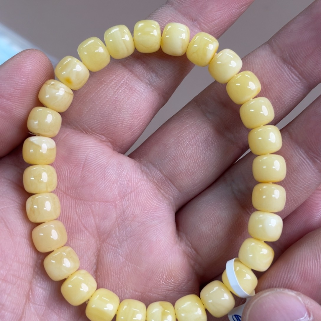 琥珀裸石未镶嵌5530000000