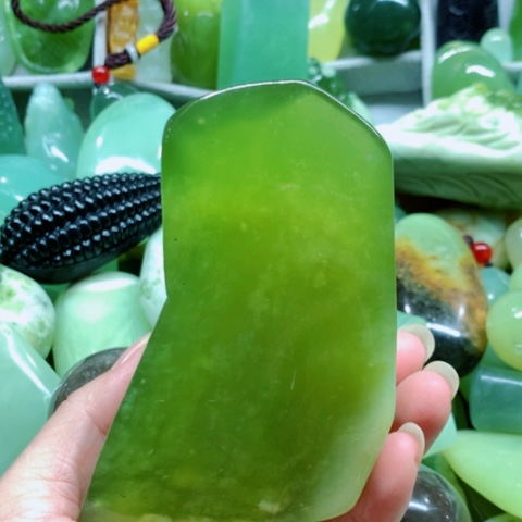 未镶嵌蛇纹石玉手把件