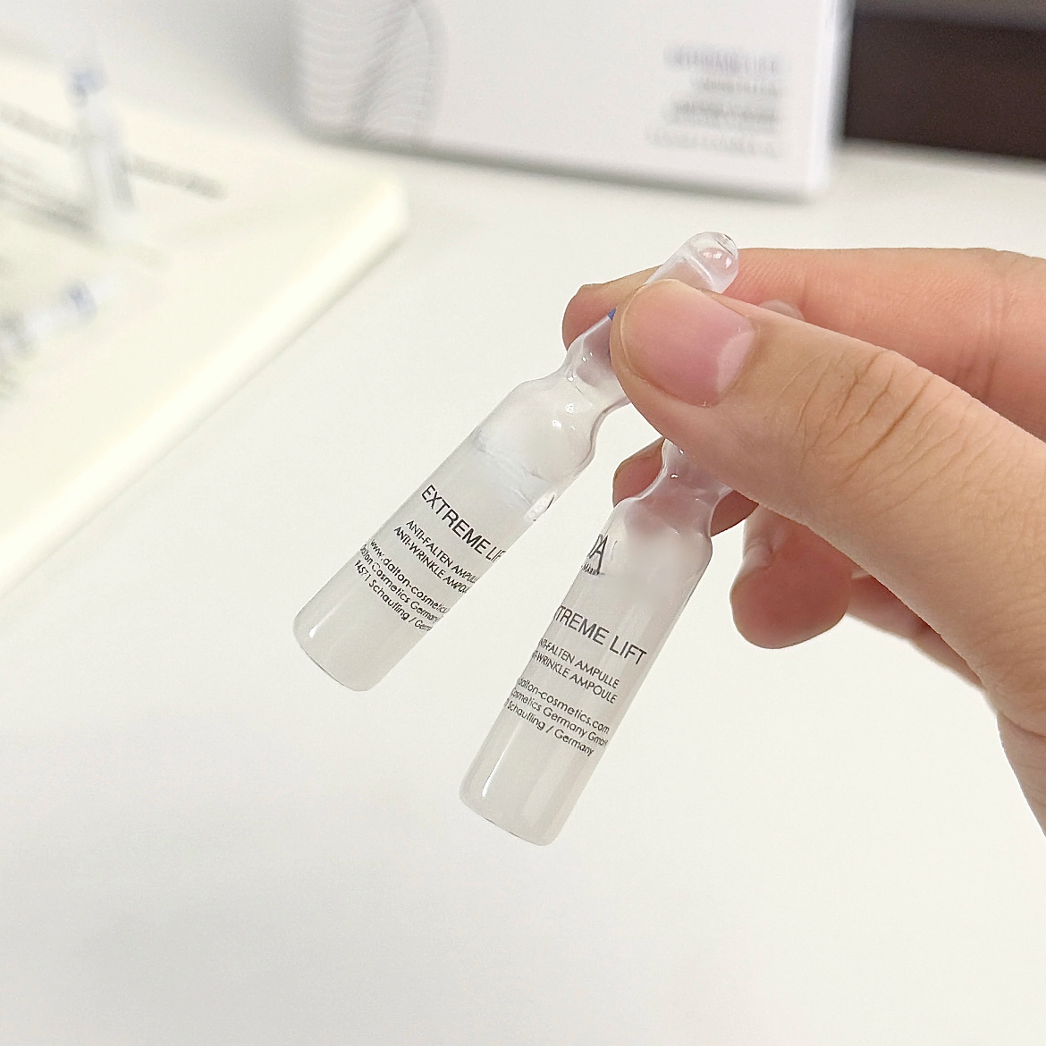 肌安瓶涂抹精华