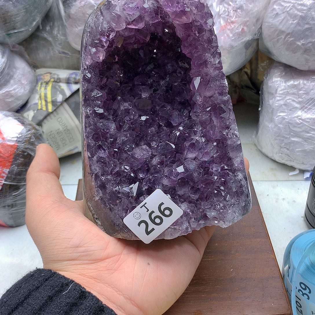 紫晶大型摆件（非配饰）未镶嵌